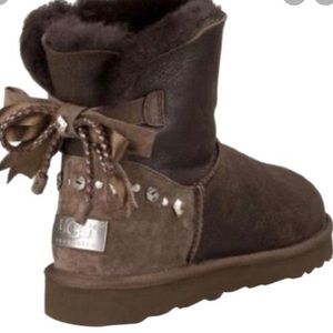 UGG Mini Bailey Braid US size 6.